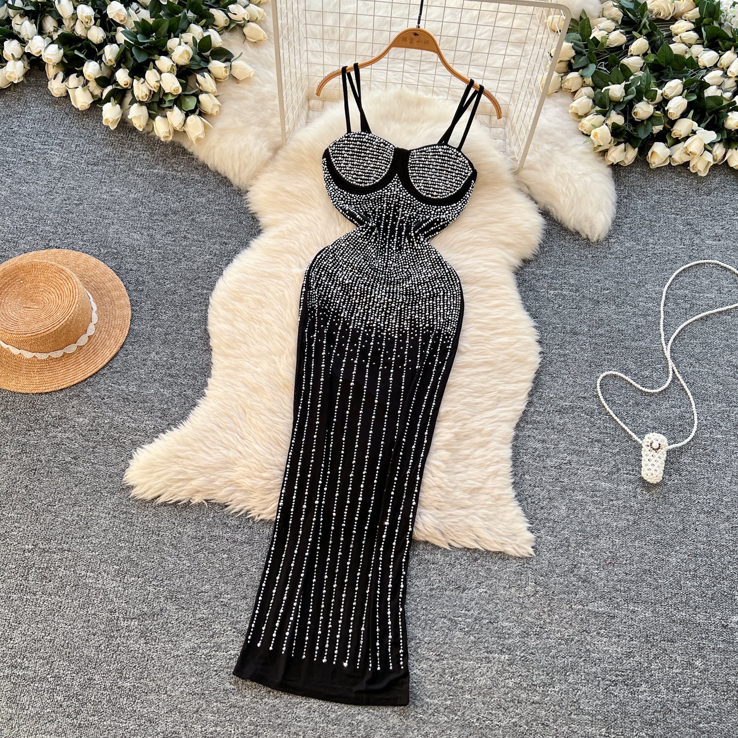 Vestido Longo Alça Fina Pérola Chloe