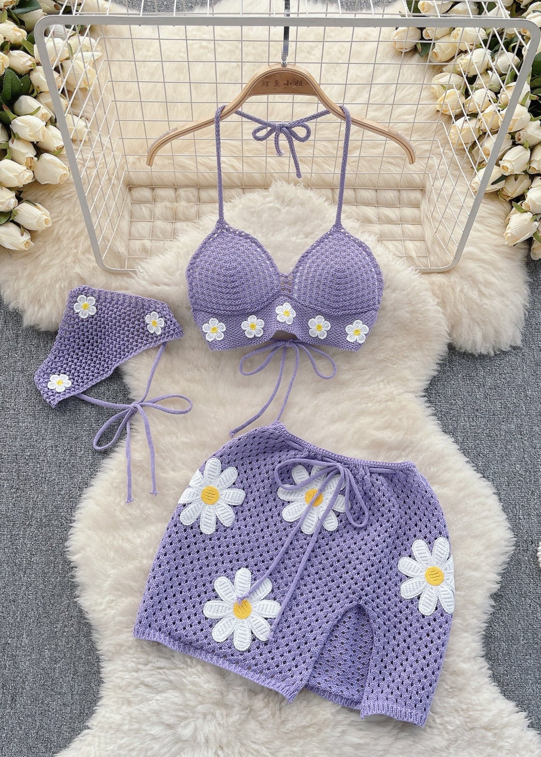 Conjunto Top Alça Fina Shorts Curto Luna