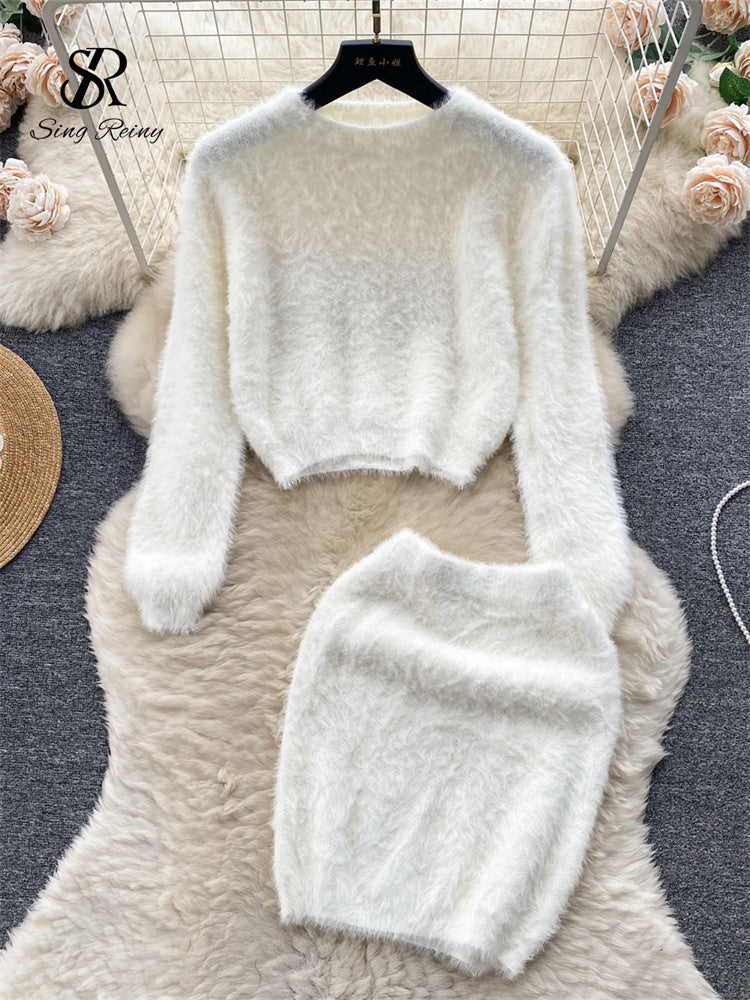 Conjunto Manga Longa Saia Curta Bianca