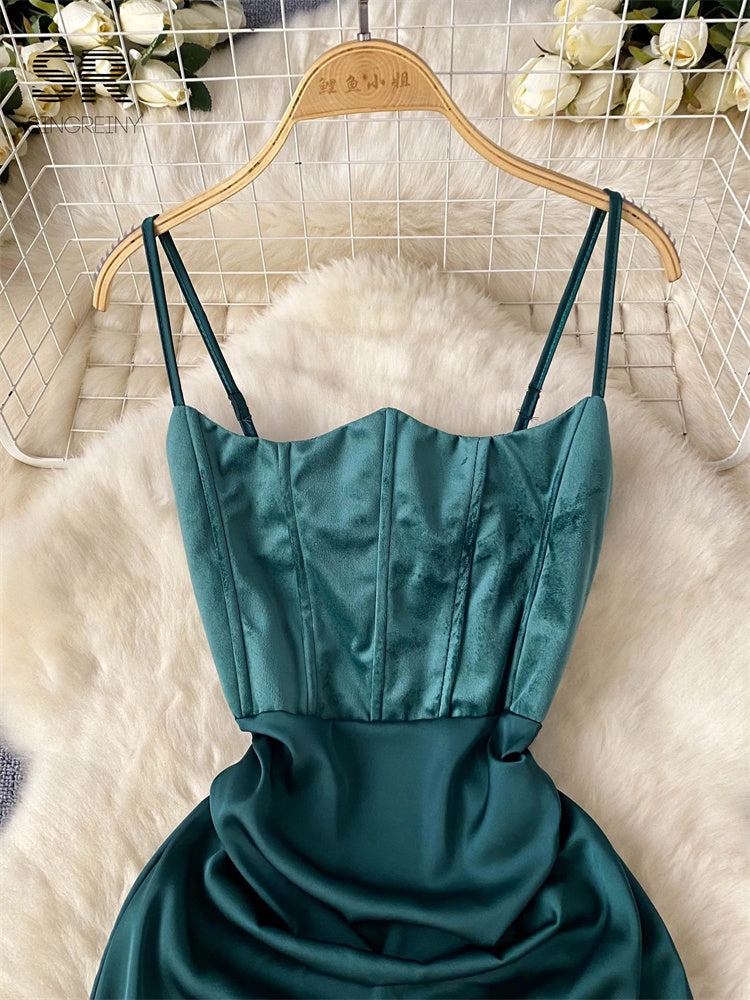 Vestido Longo Justo Alça Fina Costa Aberta Serena