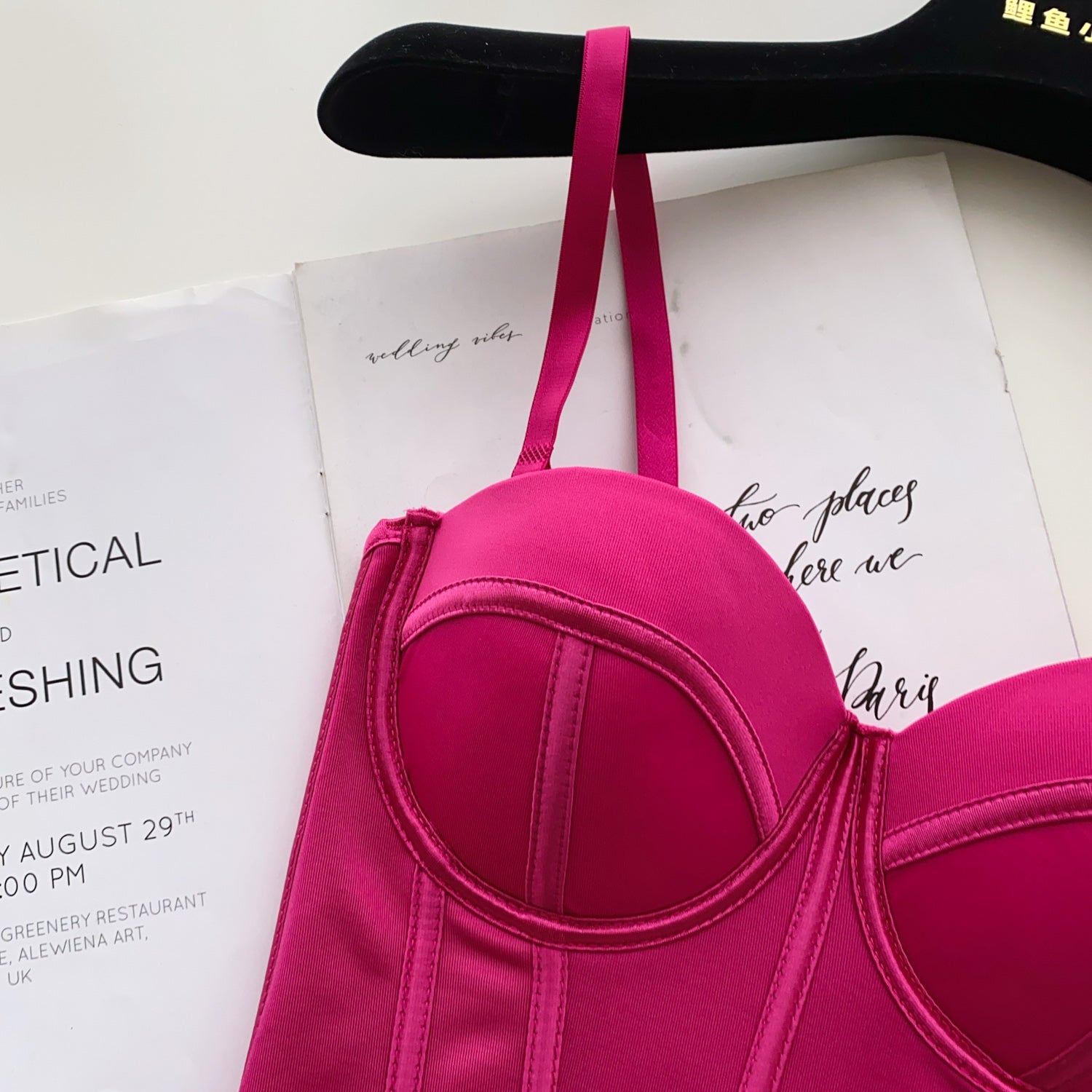 Top Estruturado Alça Fina Íris