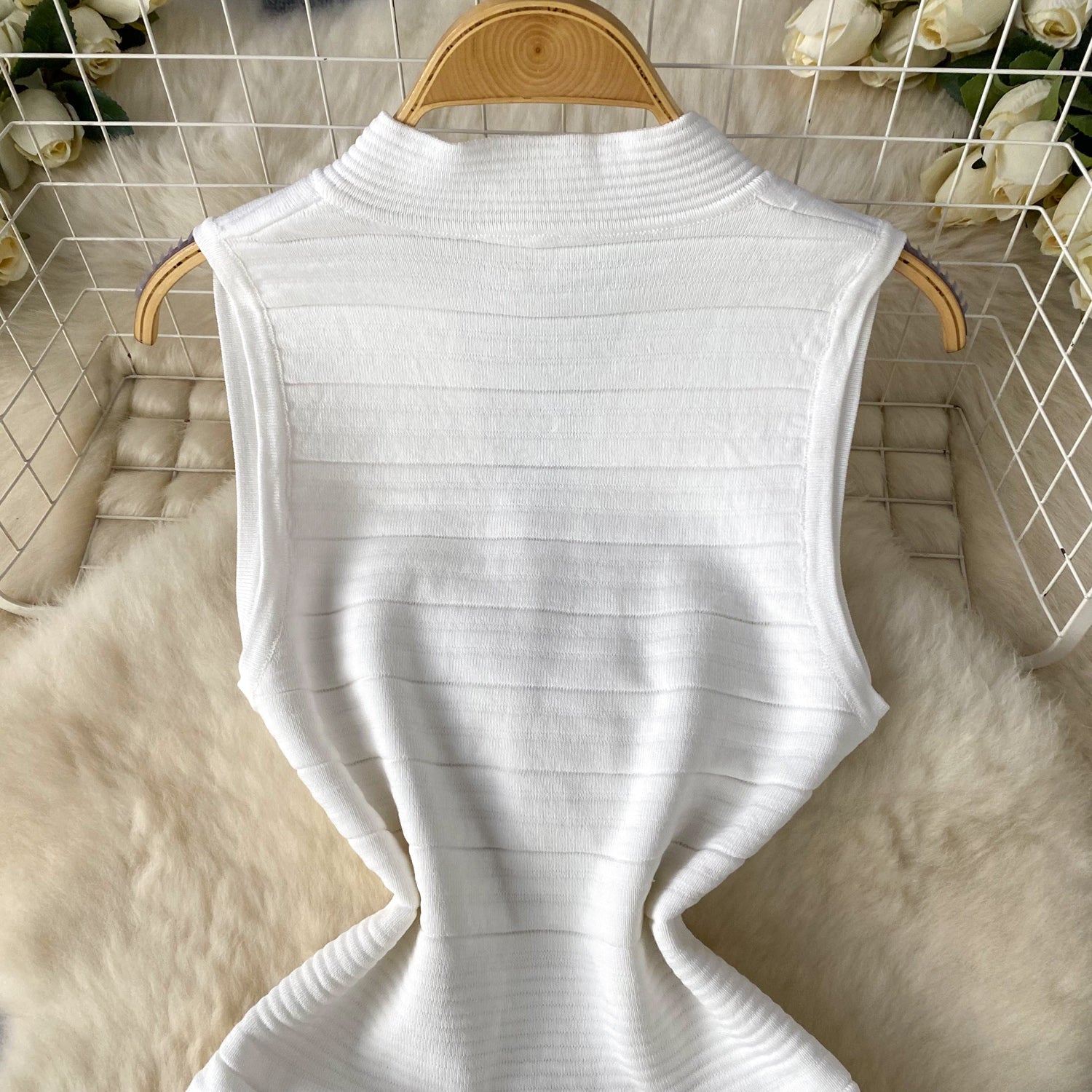 Vestido Midi Sem Manga Decote V Aurora