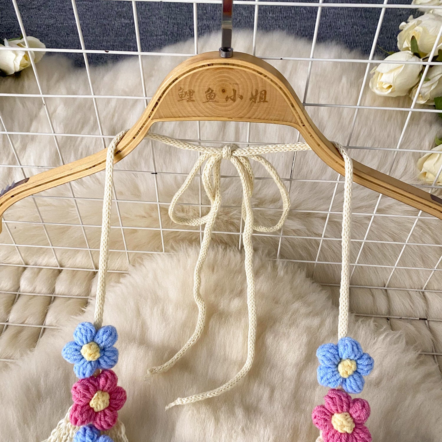 Conjunto Cropped Alça Fina Amarracao Short Tricot Kerolyn