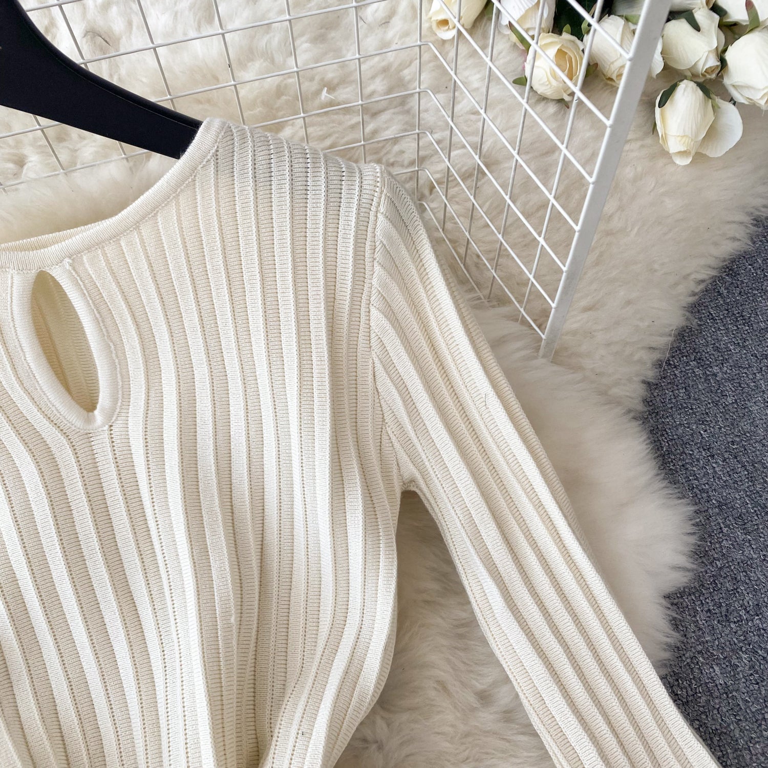 Vestido Curto Plissado Manga Flare Jasmim