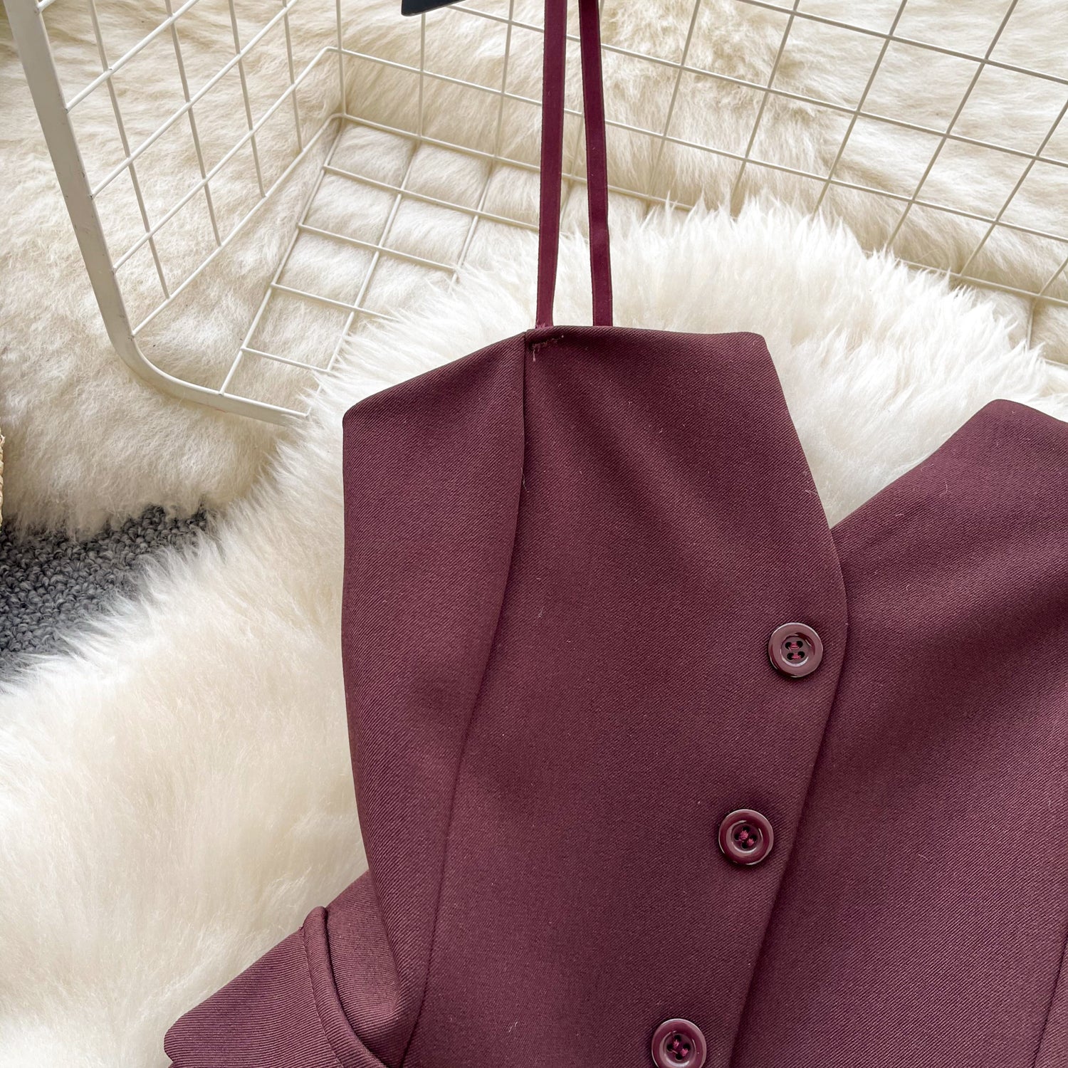 Cropped Estruturado Alça Fina Abotoamento Elisa