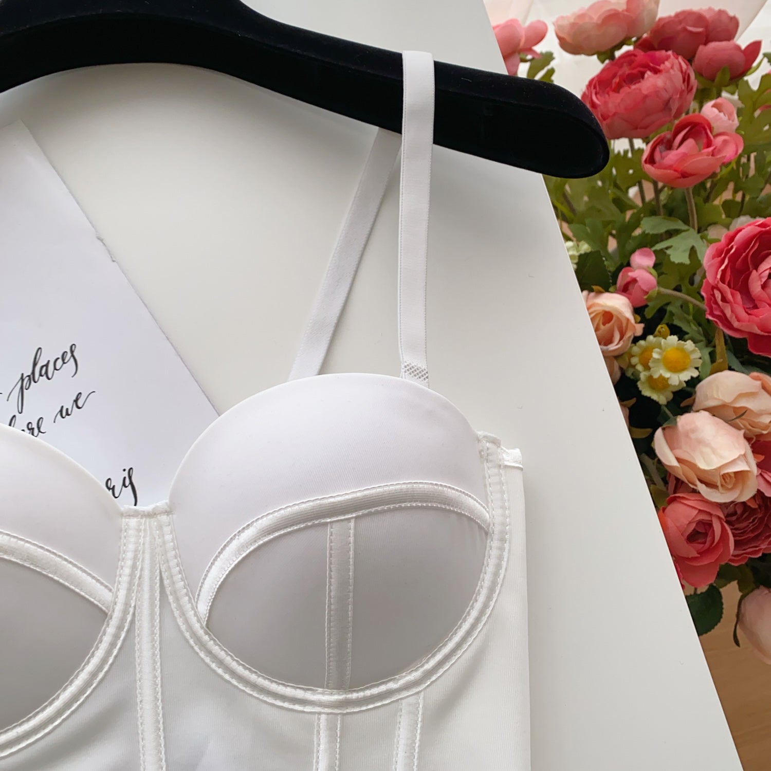 Top Estruturado Alça Fina Íris