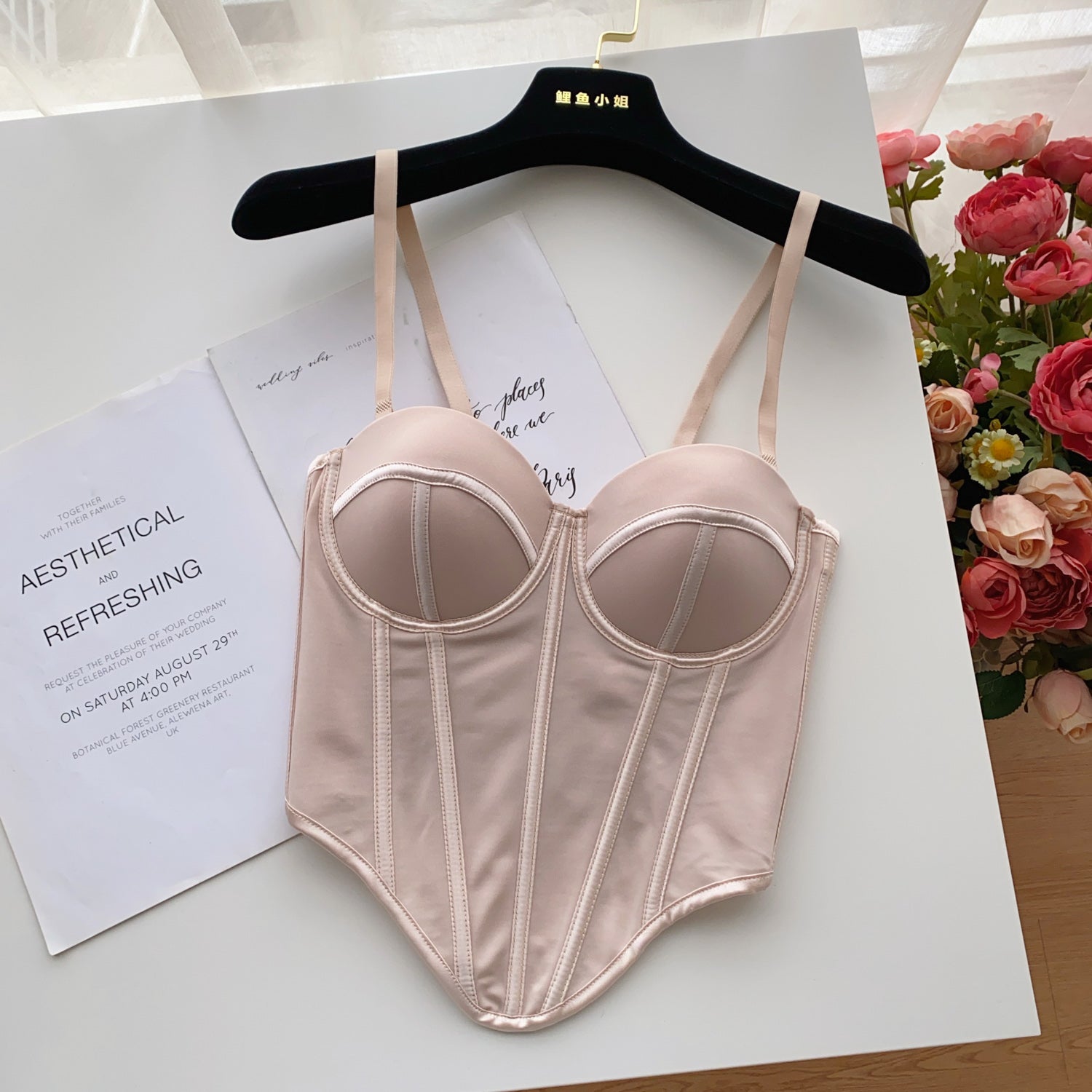 Top Estruturado Alça Fina Íris