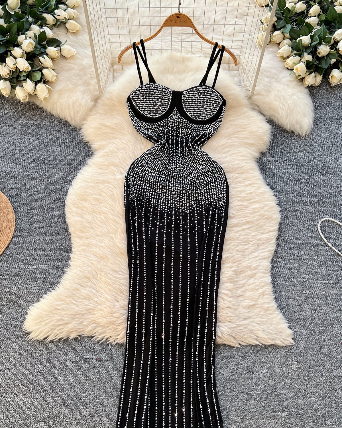 Vestido Longo Alça Fina Pérola Chloe