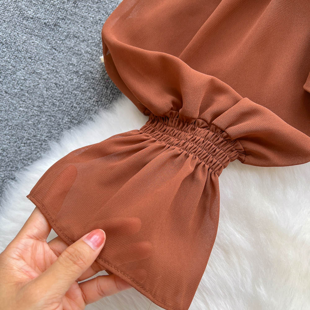 Cropped Manga Flare Decote Halter Valentina