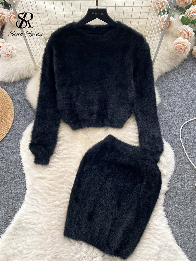 Conjunto Manga Longa Saia Curta Bianca