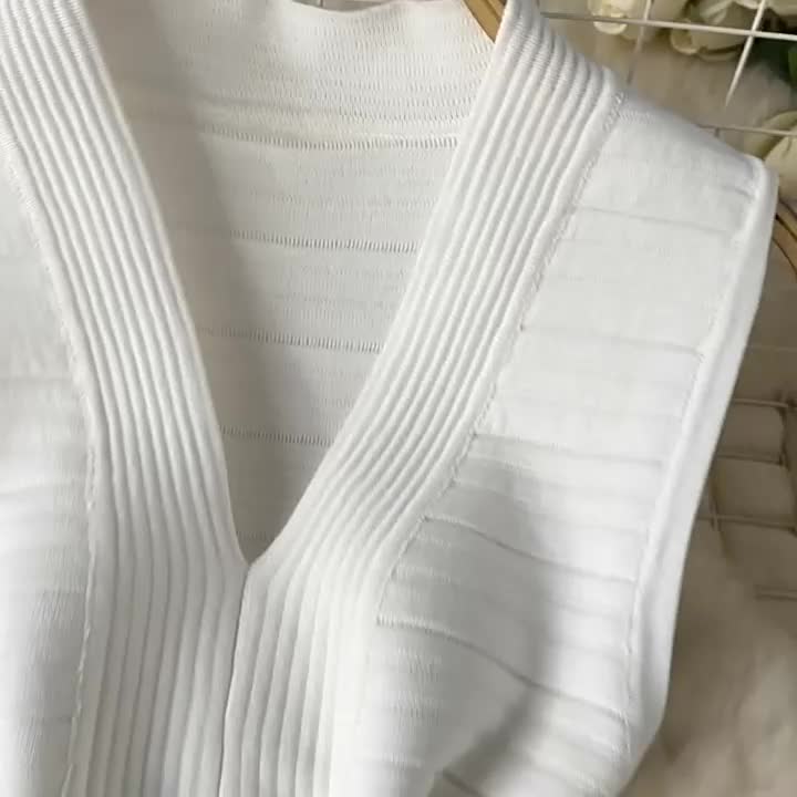 Vestido Midi Sem Manga Decote V Aurora