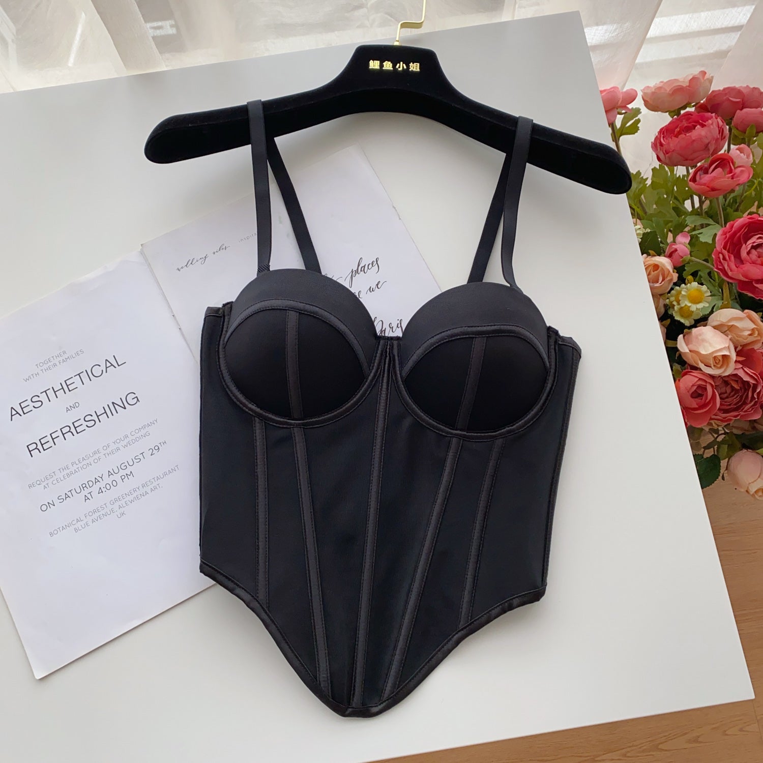 Top Estruturado Alça Fina Íris