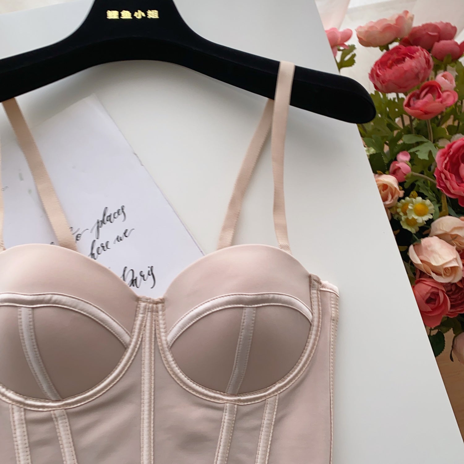 Top Estruturado Alça Fina Íris