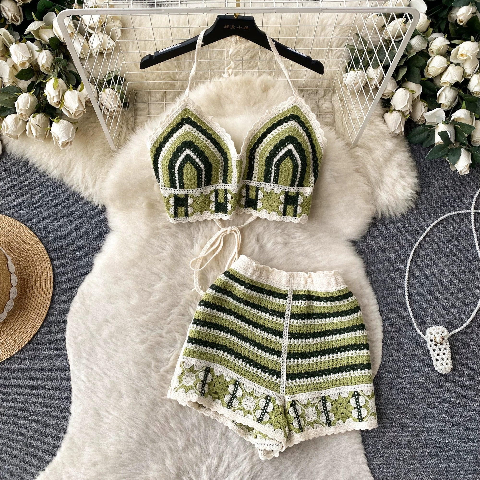 Conjunto Tricot Cropped Listrado Alça Fina Short Tuane